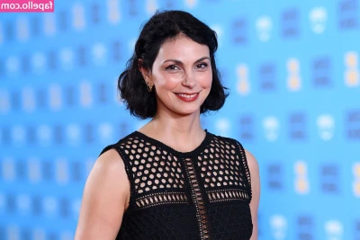 Morena Baccarin [ morena-baccarin ] - Hey there, just checking in to say that I had a long day of work and