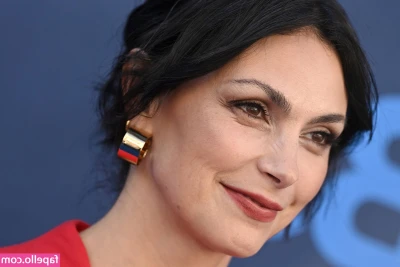 Morena Baccarin [ morena-baccarin ] - i love eating her pussy whilst getting fucked from behind