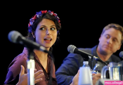Morena Baccarin [ morena-baccarin ] - Go ahead  I ll let you touch it onlyfans com mybeachdays69