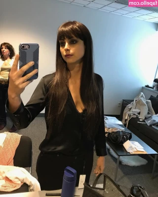 Morena Baccarin [ morena-baccarin ] - Do you wanna roll up with my kitty baby    part 2