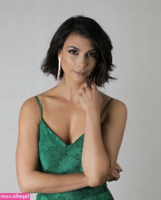 Morena Baccarin [ morena-baccarin ] - I just wanted to update you guys, once again my most recent lewd post