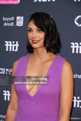 Morena Baccarin [ morena-baccarin ] - But maybe you like this angle too 😋