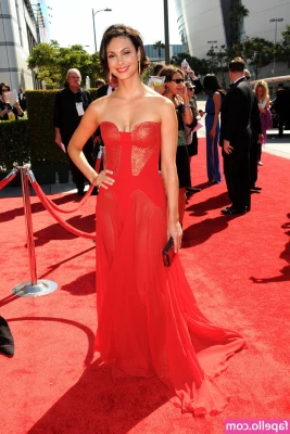 Morena Baccarin [ morena-baccarin ] - Do u like have they move