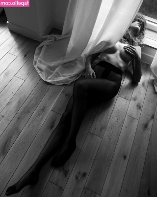 Karen Jansen [ karen-jansen ] - i know how to please you… wanna see? 😘
