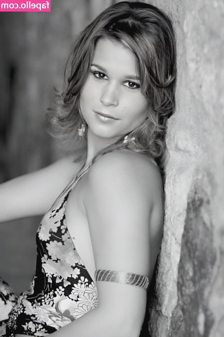 Cristina do Rego [ cristina-do-rego ] - Soft girl era but with extra pussy