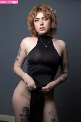 angelica_reed [ angelica-reed ] - Need a sexy maid to help you out? 🥵