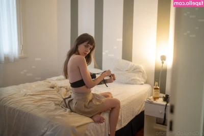 ThePeachApp - Yeah  I can be bottom too  Sometimes  If the dick is REALLY worth it 