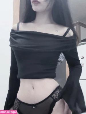 shinoaqi - How does my butt look