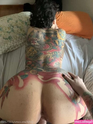 julh4 [ julh4-1 ] - Like this post if you'd slide these panties down 🥹