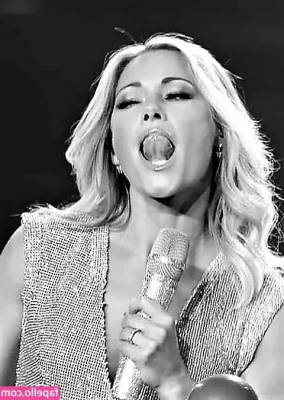 Helene Fischer [ helene-fischer ] - I treat my passengers well don t you think