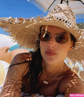 Alessandra Ambrosio [ alessandra-ambrosio ] - Sick with the Rona  Having a hard time breathing  As soon as I feel