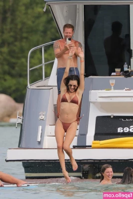 Alessandra Ambrosio [ alessandra-ambrosio ] - I'm the palest I've ever been in my life!