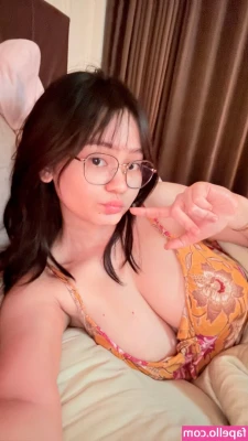 Tokyovibes - shes quite heavy 🍆💦🤤