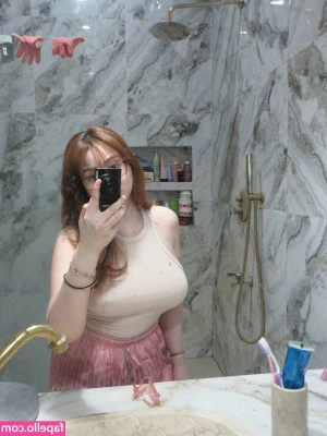Tokyovibes - Who wants my ass next
