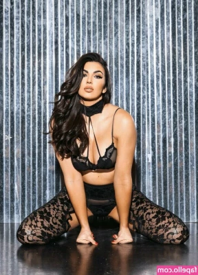 Billie Kay [ billie-kay ] - i wanted to film today but i had some stuff come up :/ new stuff