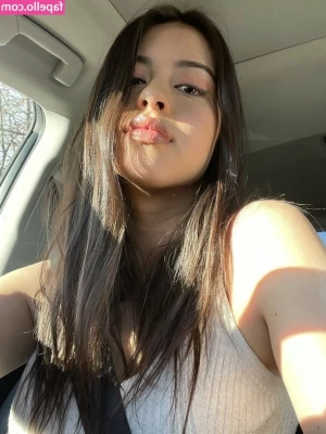 Amber Midthunder [ amber-midthunder ] - Check out this thic veiny cock