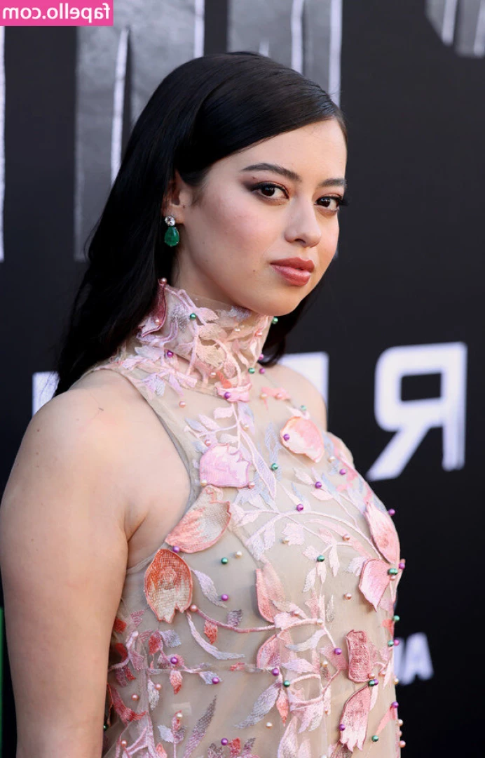 Amber Midthunder [ amber-midthunder ] - I just did a private show and got SO CREAMY! Sending a private pic