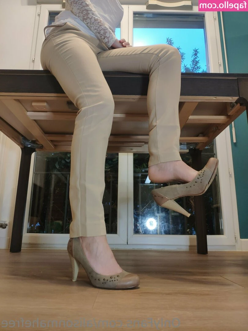 alisonmahefree - Part 2 of my video with Lily Glee and Michael Stefano :)