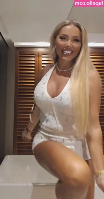 Aisleyne Horgan-Wallace [ aisleyne-horgan-wallace ] - Low down