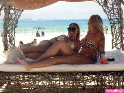 Aisleyne Horgan-Wallace [ aisleyne-horgan-wallace ] - Who wants to flip me over
