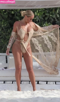 Aisleyne Horgan-Wallace [ aisleyne-horgan-wallace ] - Where would you cum first
