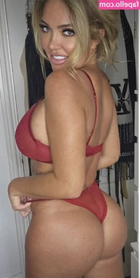 Aisleyne Horgan-Wallace [ aisleyne-horgan-wallace ] - I'd look pretty hot with your cum all over me don't you think? 😏