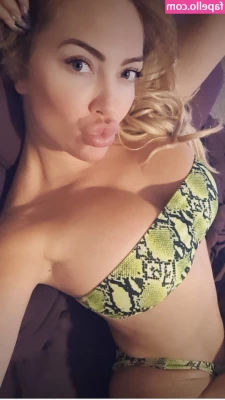 Aisleyne Horgan-Wallace [ aisleyne-horgan-wallace ] - Nighty night babes hope Monday wasn t to hard on ya