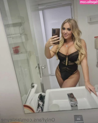 Aisleyne Horgan-Wallace [ aisleyne-horgan-wallace ] - Give me a kiss 😘  Open your new videos and show me you luv me