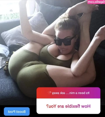 Aisleyne Horgan-Wallace [ aisleyne-horgan-wallace ] - I see that you are tired of working days    I m waiting for you on my