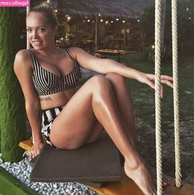 Aisleyne Horgan-Wallace [ aisleyne-horgan-wallace ] - Happy FriYaY, babies 💕