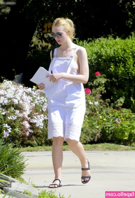Elle Fanning [ elle-fanning ] - Could you put me on your to-do list