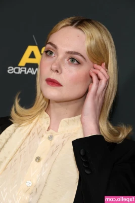 Elle Fanning [ elle-fanning ] - Now cum clean up my load baby