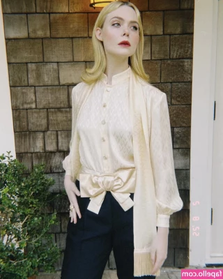 Elle Fanning [ elle-fanning ] - What color should I choose next?