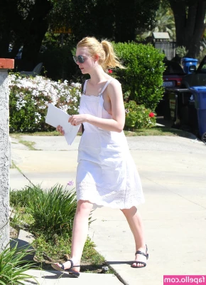Elle Fanning [ elle-fanning ] - 𝐺𝑒𝑛𝑡𝑙𝑒𝑚𝑒𝑛