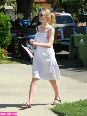 Elle Fanning [ elle-fanning ] - hope you enjoy watching me cum  stay til the end to see me covered