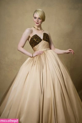 Elle Fanning [ elle-fanning ] - Plz plz plz