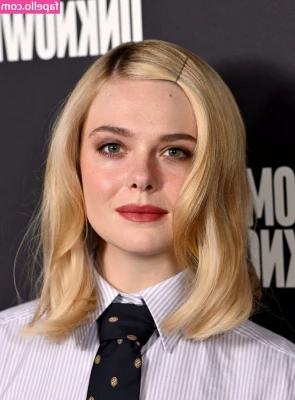 Elle Fanning [ elle-fanning ] - Happy Valentine s Day part 1