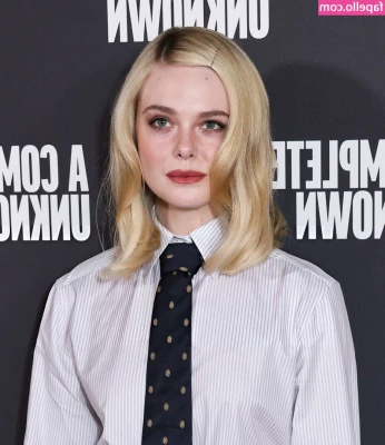Elle Fanning [ elle-fanning ] - can I use your face? 😈