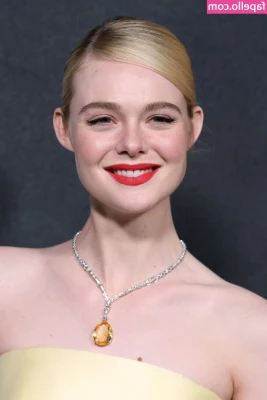 Elle Fanning [ elle-fanning ] - I can think of all the naughty things I’d do to you right on this