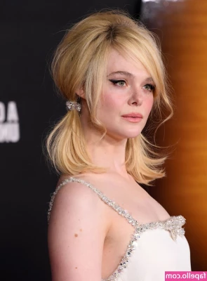 Elle Fanning [ elle-fanning ] - Fishnet