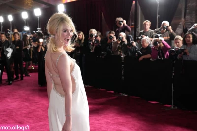 Elle Fanning [ elle-fanning ] - Happy Saturday