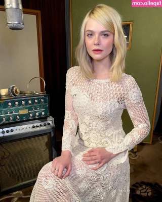 Elle Fanning [ elle-fanning ] - Have been recovering from some kinda cold or chest infection the past