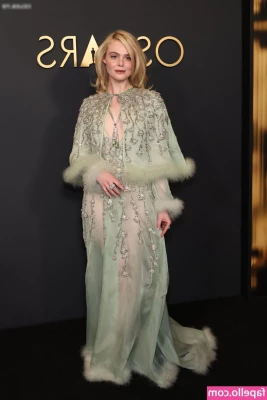 Elle Fanning [ elle-fanning ] - FRIDAY SPECIAL  115  In this week s Friday Special  we get back to