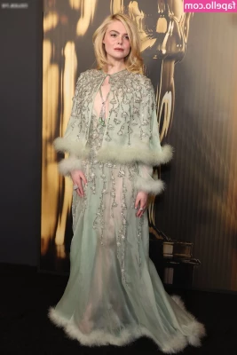 Elle Fanning [ elle-fanning ] - can i use your face as my seat