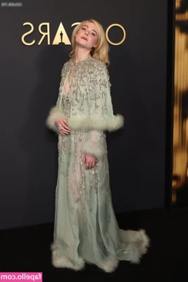 Elle Fanning [ elle-fanning ] - Bringing this wheel back for spooky season Trick or Treat 5 to spin
