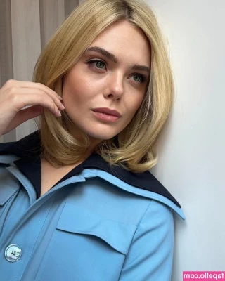 Elle Fanning [ elle-fanning ] - I hope your weekend is going okay💕