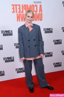 Elle Fanning [ elle-fanning ] - Buenos días  día d la mujer part 1