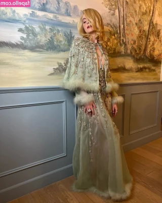 Elle Fanning [ elle-fanning ] - it’s this babes birthday this week so GO JOIN & SPOIL HER