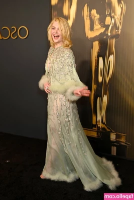 Elle Fanning [ elle-fanning ] - Sometimes all I need is a simple touch and a hardcore fuckss