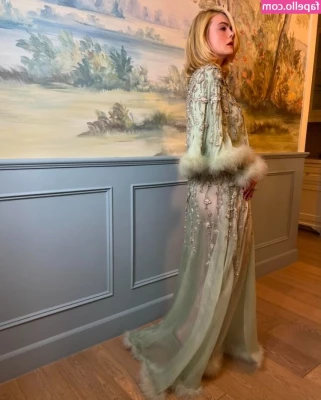 Elle Fanning [ elle-fanning ] - What do you want to see